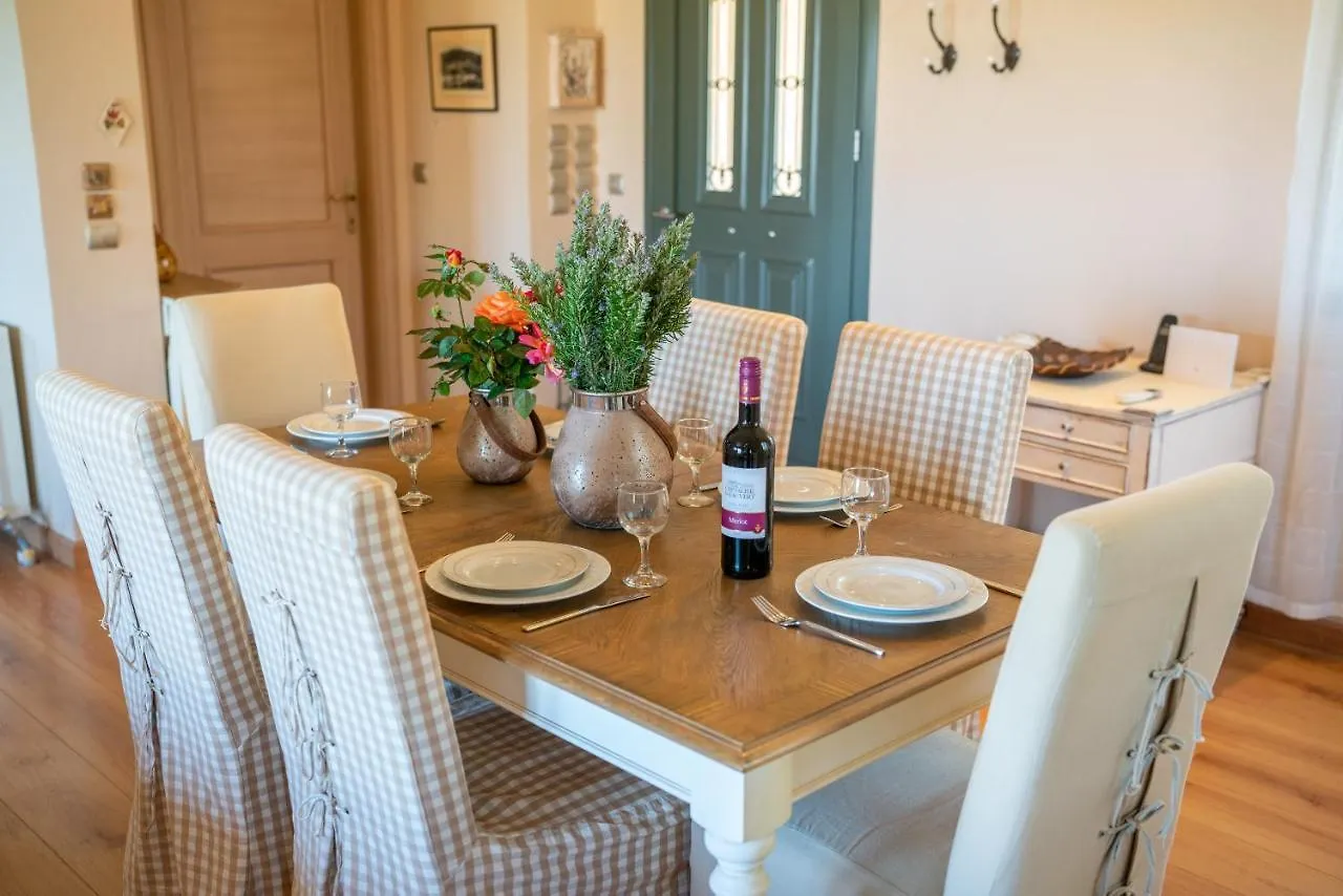 Villa Meleva Home Sami